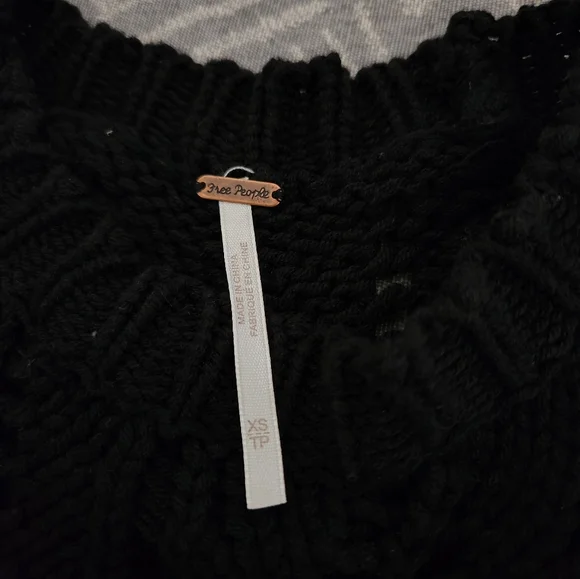 Free People Snowflake ColorBlocked Pointelle Sweater Size XS Women Cotton - Picture 9 of 12